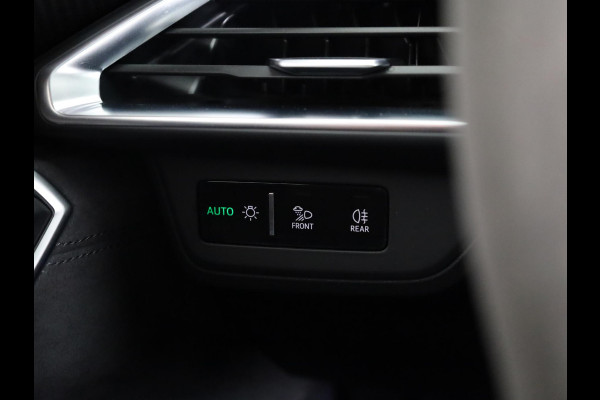 Audi e-tron GT RS 93 kWh 599pk | SOH94% | Panoramadak | Navigatie | Head Up display |Stoelverwaming en ventilatie | RS Design pakket | Laser led koplampen