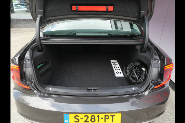 Volvo S90 2.0 T8 AWD PLUS BRIGHT | SOH 100%! | PANORAMA | A.C.C | TREKHAAK | CARPLAY | NL-AUTO!!
