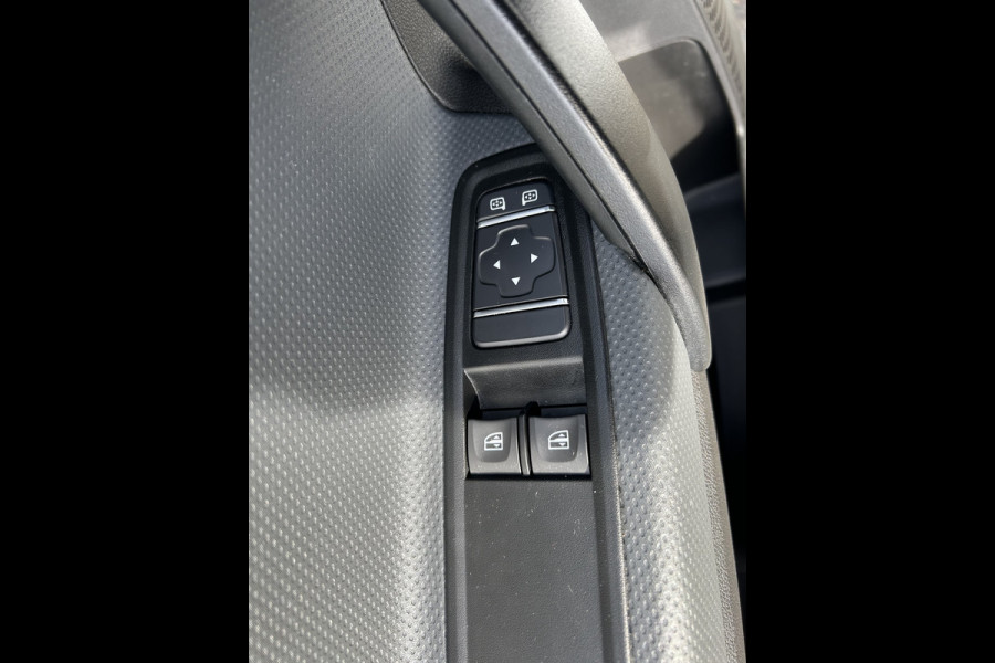 Mercedes-Benz Citan 110 CDI L1 / MBUX / Camera / Carplay navigatie / Cruise control / Airco