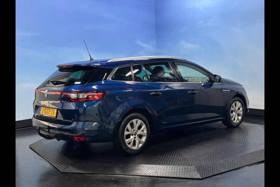 Renault Mégane Estate 1.3 TCe Limited Automaat | Clima | Cruise | Navi | PDC | Trekhaak