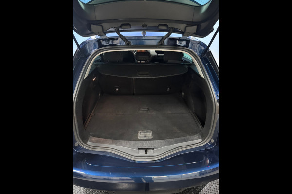 Renault Mégane Estate 1.3 TCe Limited Automaat | Clima | Cruise | Navi | PDC | Trekhaak
