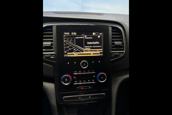 Renault Mégane Estate 1.3 TCe Limited Automaat | Clima | Cruise | Navi | PDC | Trekhaak