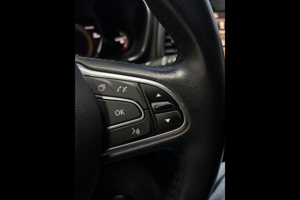 Renault Mégane Estate 1.3 TCe Limited Automaat | Clima | Cruise | Navi | PDC | Trekhaak