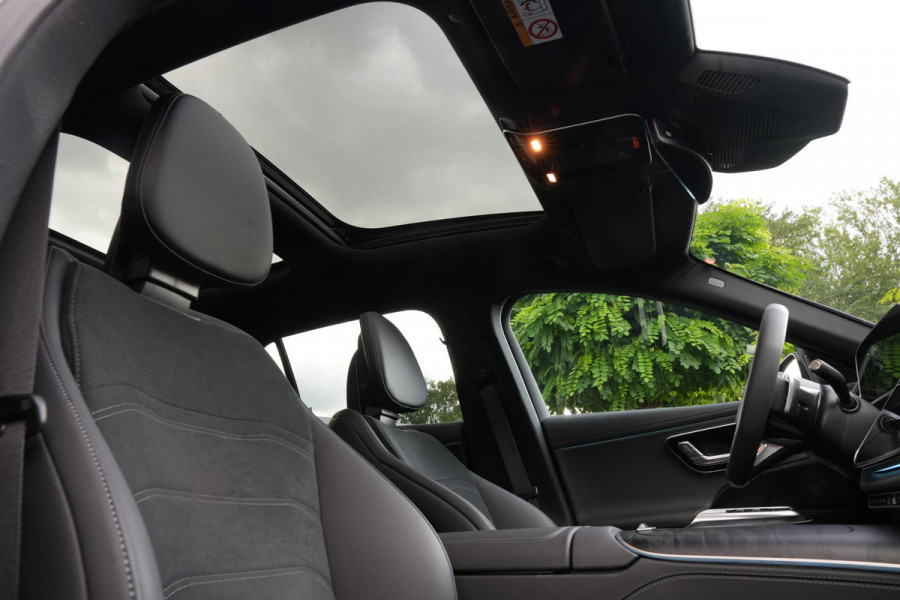 Mercedes-Benz E-Klasse 300 e Business Solution AMG Panoramadak DIGITAL LIGHT 360 Camera Adapt. Cruise Memory Trekhaak