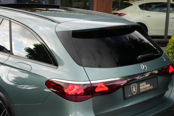 Mercedes-Benz E-Klasse 300 e Business Solution AMG Panoramadak DIGITAL LIGHT 360 Camera Adapt. Cruise Memory Trekhaak