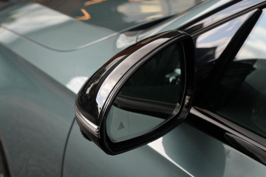 Mercedes-Benz E-Klasse 300 e Business Solution AMG Panoramadak DIGITAL LIGHT 360 Camera Adapt. Cruise Memory Trekhaak