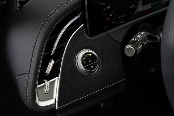 Mercedes-Benz E-Klasse 300 e Business Solution AMG Panoramadak DIGITAL LIGHT 360 Camera Adapt. Cruise Memory Trekhaak