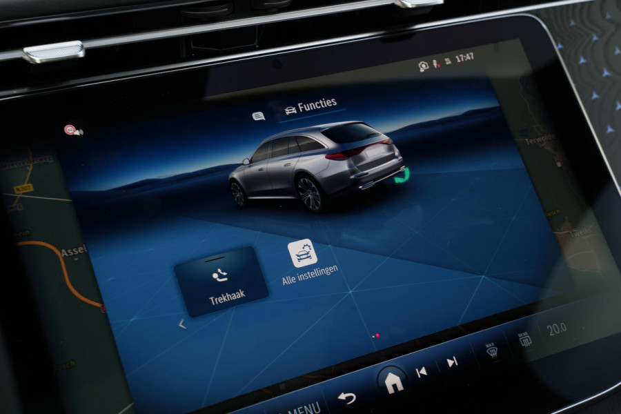 Mercedes-Benz E-Klasse 300 e Business Solution AMG Panoramadak DIGITAL LIGHT 360 Camera Adapt. Cruise Memory Trekhaak
