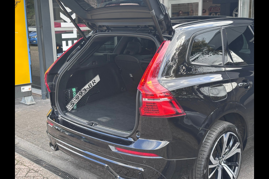 Volvo XC60 B5 Ultimate Dark ORG NL / HK AUDIO / MEMORY / PANO / LANE / NAP