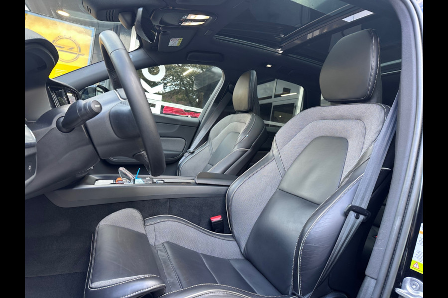 Volvo XC60 B5 Ultimate Dark ORG NL / HK AUDIO / MEMORY / PANO / LANE / NAP