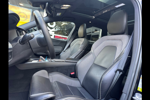 Volvo XC60 B5 Ultimate Dark ORG NL / HK AUDIO / MEMORY / PANO / LANE / NAP