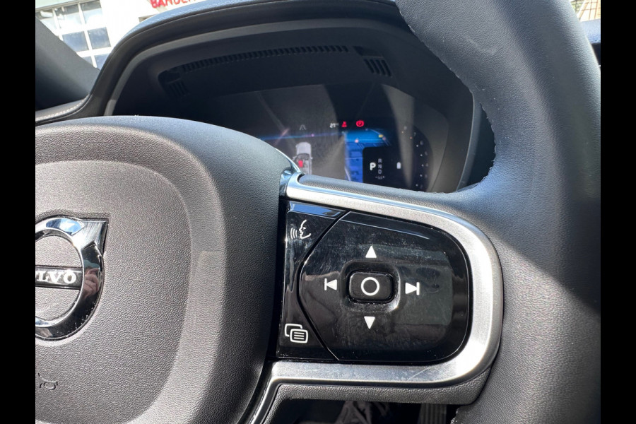 Volvo XC60 B5 Ultimate Dark ORG NL / HK AUDIO / MEMORY / PANO / LANE / NAP