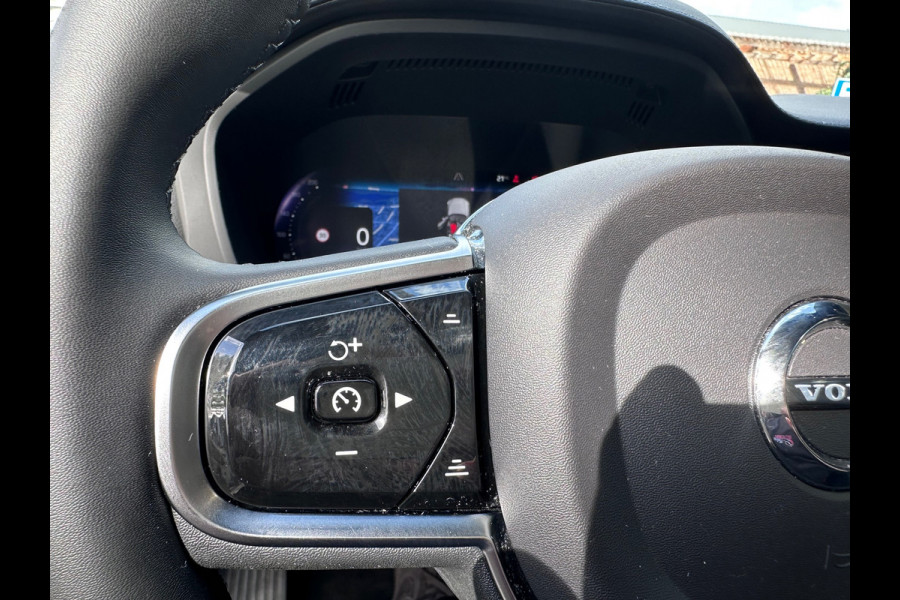 Volvo XC60 B5 Ultimate Dark ORG NL / HK AUDIO / MEMORY / PANO / LANE / NAP