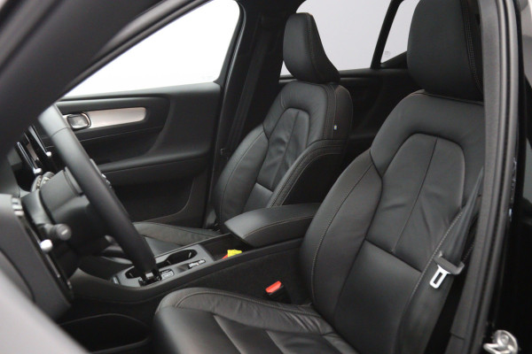 Volvo XC40 1.5 T4 Recharge 230 PK Inscription Expression PHEV, Panoramadak, Leder, Trekhaak, Adap. Cruise Control