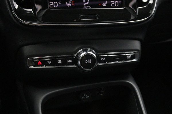 Volvo XC40 1.5 T4 Recharge 230 PK Inscription Expression PHEV, Panoramadak, Leder, Trekhaak, Adap. Cruise Control