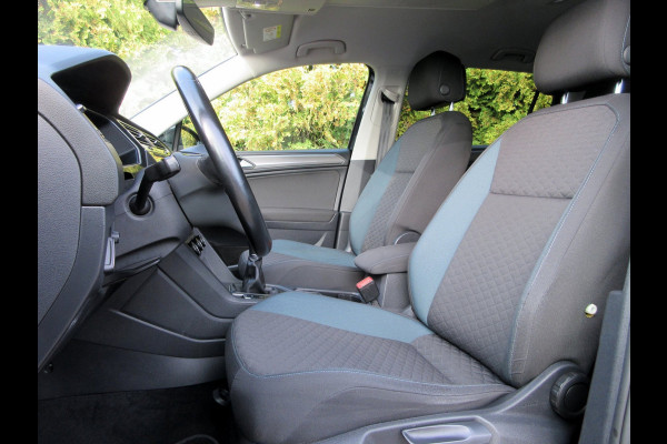 Volkswagen Tiguan Allspace 1.5 TSI Comfortline Business * 7persoons * Trekhaak *