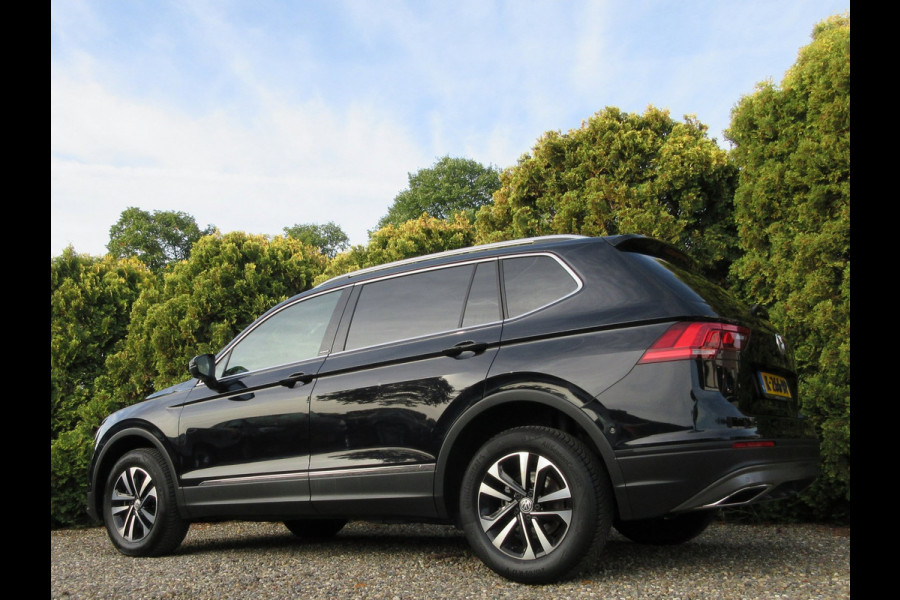 Volkswagen Tiguan Allspace 1.5 TSI Comfortline Business * 7persoons * Trekhaak *