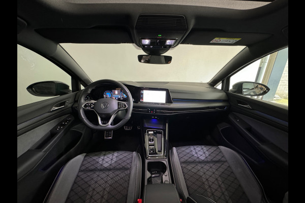 Volkswagen Golf 1.5 eTSI R-Line Pano|Sfeer|Camera|CarPlay