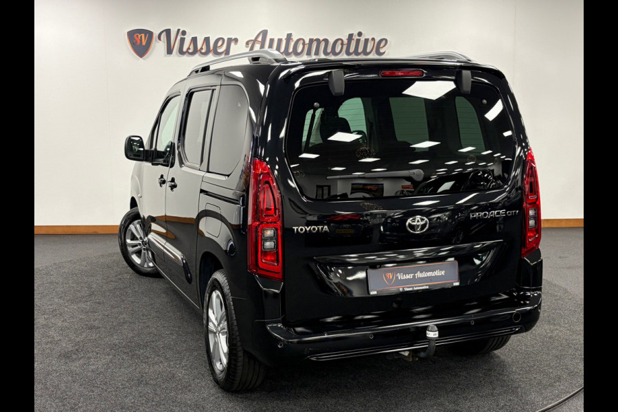 Toyota PROACE CITY Verso 1.2 Turbo L1*5Pers*Design*Panoramadak*PDC*Camera*Navi*Trekhaak*Apple-Carplay*Cruise-Control*