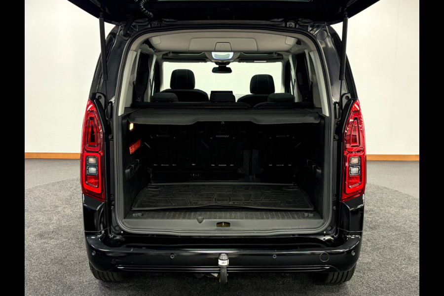 Toyota PROACE CITY Verso 1.2 Turbo L1*5Pers*Design*Panoramadak*PDC*Camera*Navi*Trekhaak*Apple-Carplay*Cruise-Control*