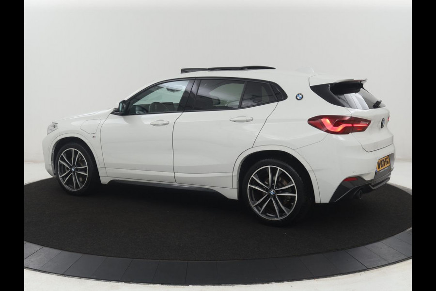 BMW X2 xDrive25e High Executive | Pano-Dak | Stoelverwarming | LED | Navigatie |