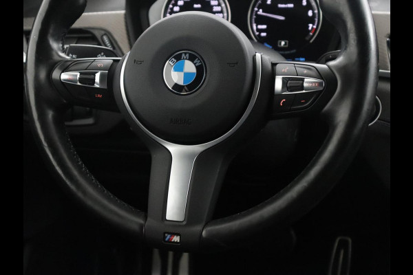 BMW X2 xDrive25e High Executive | Pano-Dak | Stoelverwarming | LED | Navigatie |