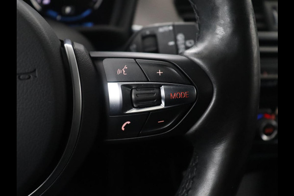 BMW X2 xDrive25e High Executive | Pano-Dak | Stoelverwarming | LED | Navigatie |
