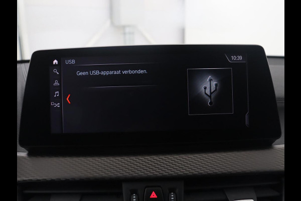BMW X2 xDrive25e High Executive | Pano-Dak | Stoelverwarming | LED | Navigatie |