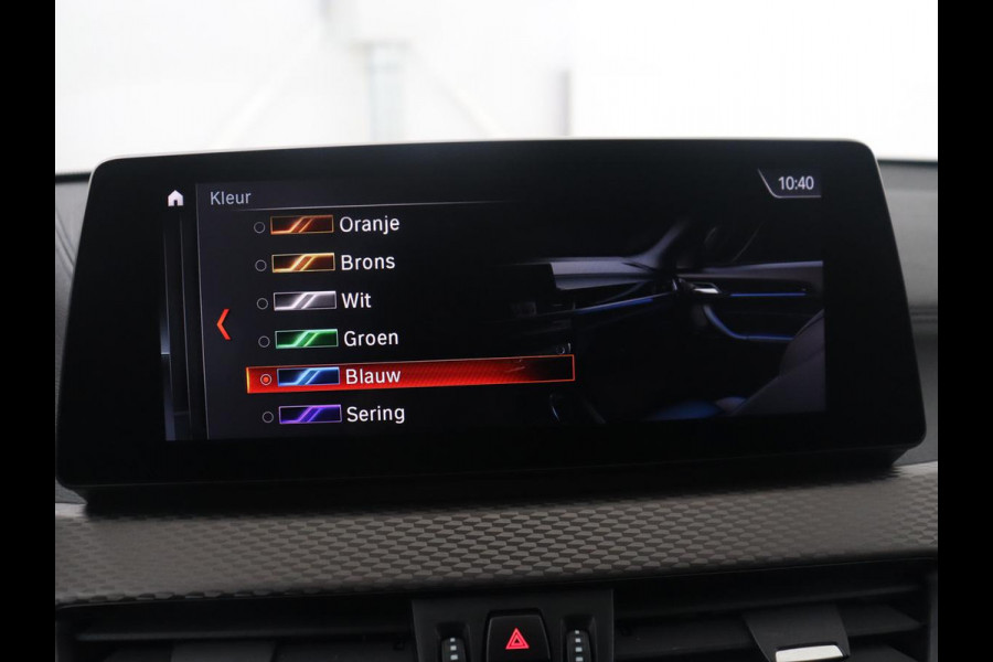 BMW X2 xDrive25e High Executive | Pano-Dak | Stoelverwarming | LED | Navigatie |
