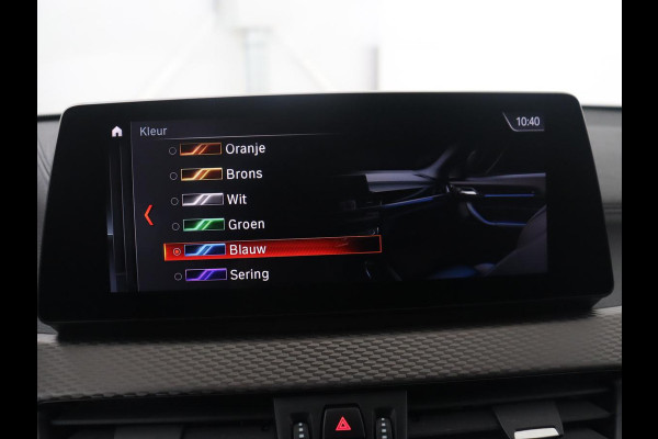 BMW X2 xDrive25e High Executive | Pano-Dak | Stoelverwarming | LED | Navigatie |
