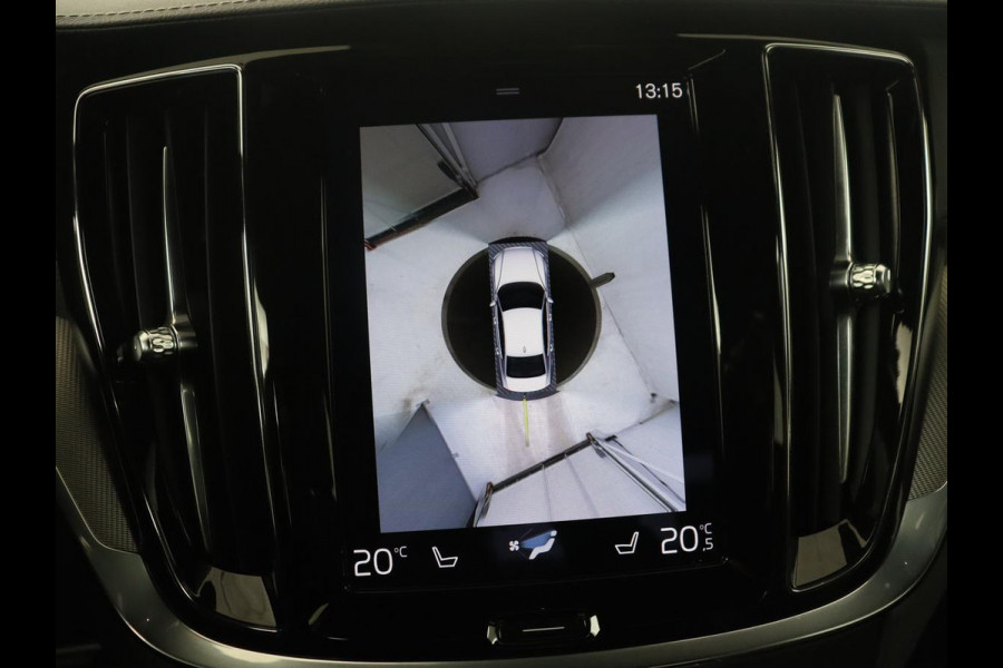 Volvo S60 2.0 Recharge T8 AWD R-Design | SOH 95,6% | 360 Camera | Trekhaak | Navigatie | Apple Carplay | Stoelverwarming | Harman/Kardon | Stoel- en stuurverwarming