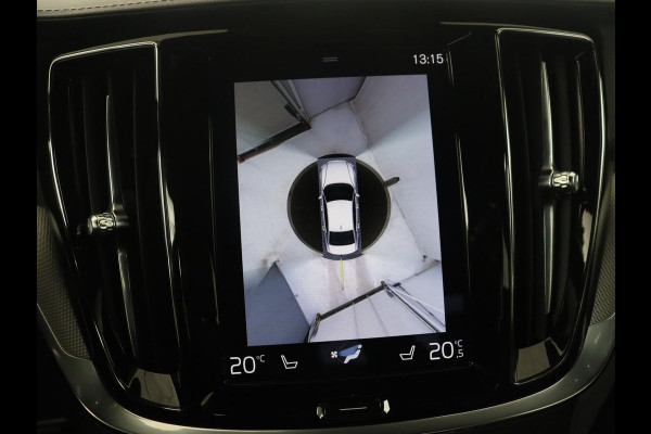 Volvo S60 2.0 Recharge T8 AWD R-Design | SOH 95,6% | 360 Camera | Trekhaak | Navigatie | Apple Carplay | Stoelverwarming | Harman/Kardon | Stoel- en stuurverwarming