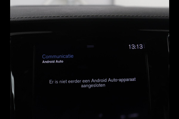 Volvo S60 2.0 Recharge T8 AWD R-Design | SOH 95,6% | 360 Camera | Trekhaak | Navigatie | Apple Carplay | Stoelverwarming | Harman/Kardon | Stoel- en stuurverwarming