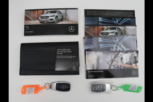 Mercedes-Benz GLA 250 e Luxury Line | SOH 92,9% | Half leder | Memory | Stoelverwarming | Adaptive cruise | Sfeerverlichting | Carplay | Camera | Park assist | Elektrische achterklep | Keyless