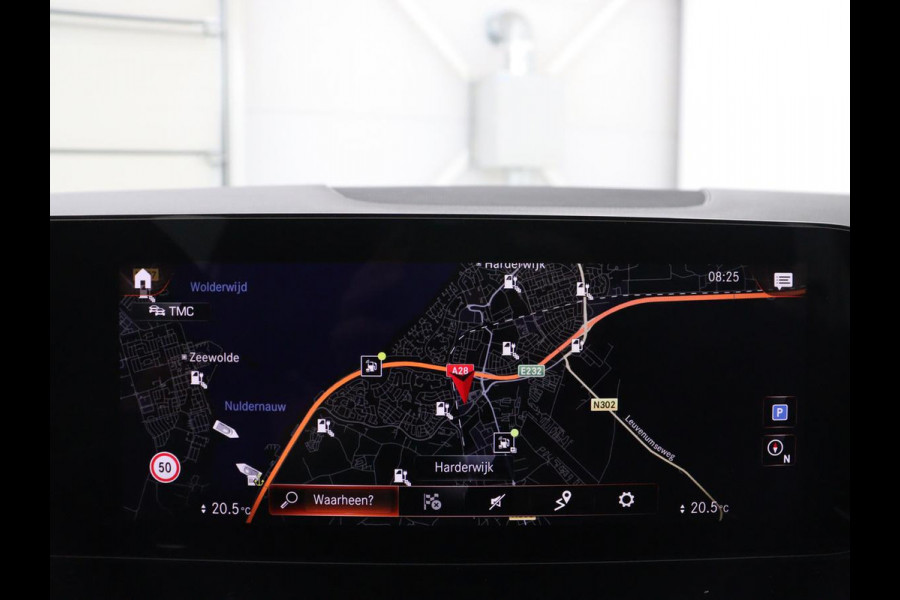 Mercedes-Benz GLA 250 e Luxury Line | SOH 92,9% | Half leder | Memory | Stoelverwarming | Adaptive cruise | Sfeerverlichting | Carplay | Camera | Park assist | Elektrische achterklep | Keyless