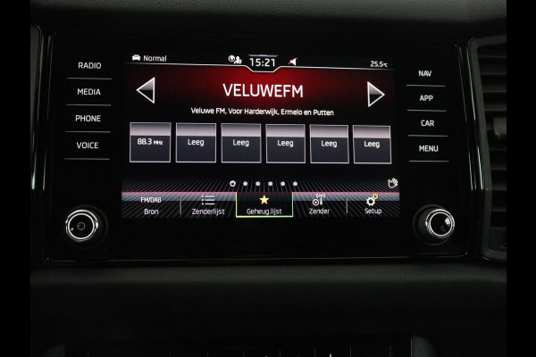 Škoda Kodiaq 1.5 TSI Sportline Business | Leder/alcantara | Memory | Stuur/stoelverwarming | Carplay | Sfeerverlichting | Camera | Park assist | Climate control |