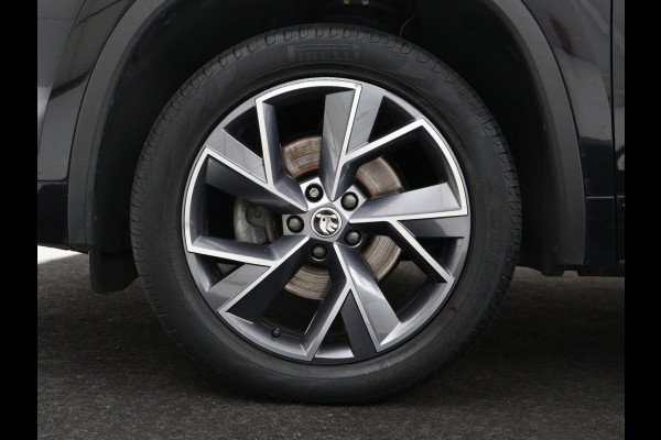 Škoda Kodiaq 1.5 TSI Sportline Business | Leder/alcantara | Memory | Stuur/stoelverwarming | Carplay | Sfeerverlichting | Camera | Park assist | Climate control |