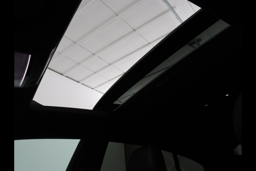 Volkswagen Arteon 1.5 TSI Business R | Panoramadak | Leder/alcantara | Stoelverwarming | Adaptive cruise | Carplay | Sfeerverlichting | Camera | Park assist | Trekhaak