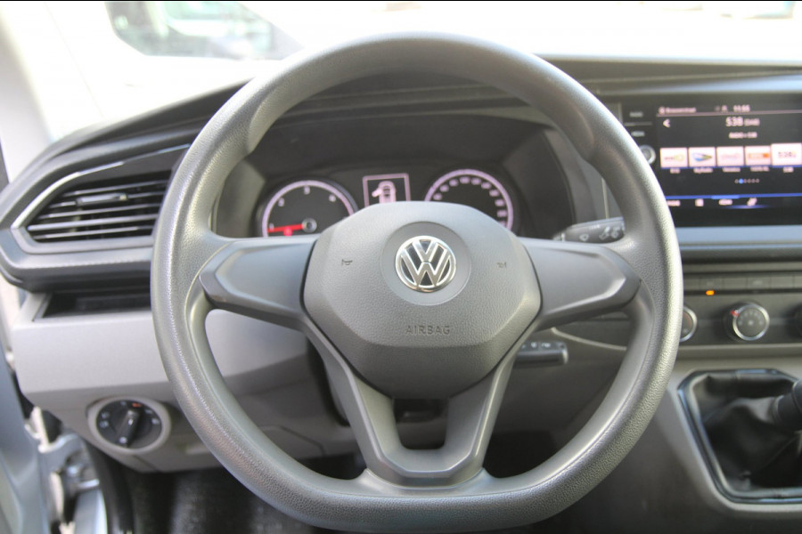 Volkswagen Transporter 2.0 TDI L1H1 30 / 3-Pers. / AppConnect / Nw Model