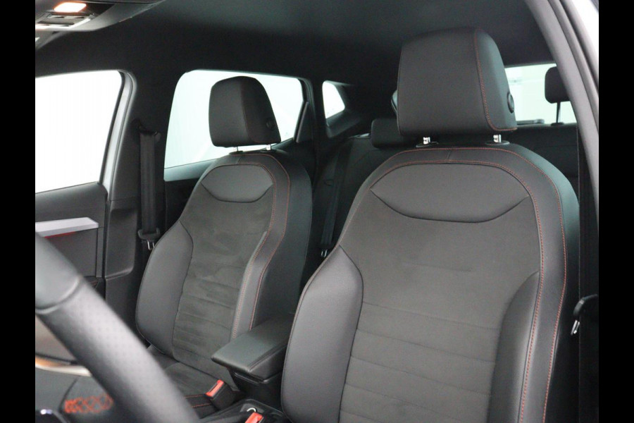 Seat Ibiza 1.0 EcoTSI FR Business Intense | Leder/alcantara | Adaptive cruise | Stoelverwarming | Carplay | Camera | Park assist | Climate control | Virtueel dashboard | 17" velgen