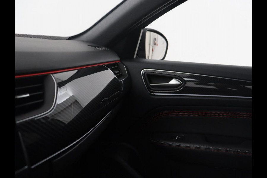 Renault Arkana 1.6 E-Tech Hybrid 145 R.S. Line | Panoramadak | Leder/alcantara | Stoelverwarming | Adaptive cruise | Navigatie | Bluetooth | Climate control | Camera | Park assist | Trekhaak