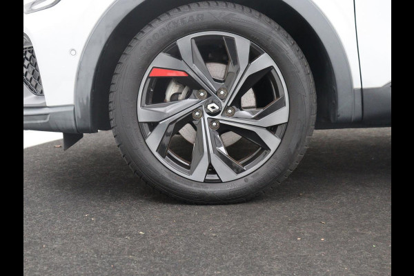 Renault Arkana 1.6 E-Tech Hybrid 145 R.S. Line | Panoramadak | Leder/alcantara | Stoelverwarming | Adaptive cruise | Navigatie | Bluetooth | Climate control | Camera | Park assist | Trekhaak