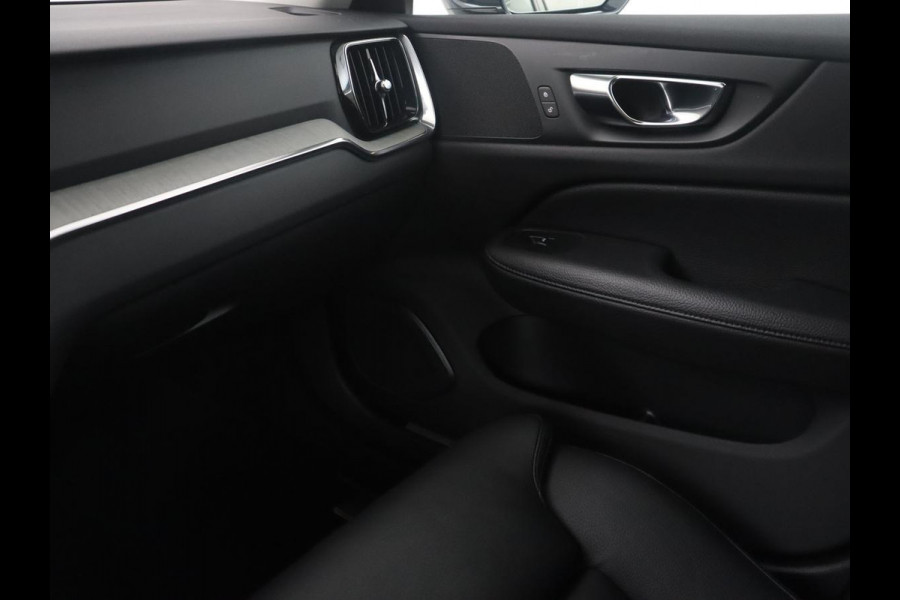 Volvo V60 2.0 T8 Recharge AWD Inscription | SOH 82% | Trekhaak | 360 camera | Leder | Stuur/stoelverwarming | Memory | Adaptive cruise | Full LED |