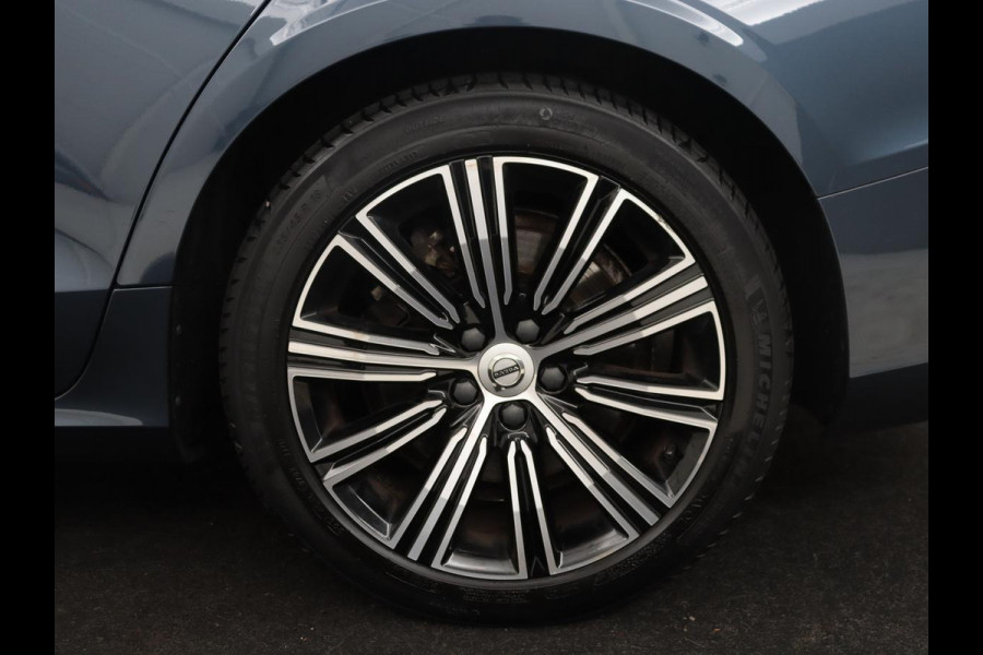Volvo V60 2.0 T8 Recharge AWD Inscription | SOH 82% | Trekhaak | 360 camera | Leder | Stuur/stoelverwarming | Memory | Adaptive cruise | Full LED |