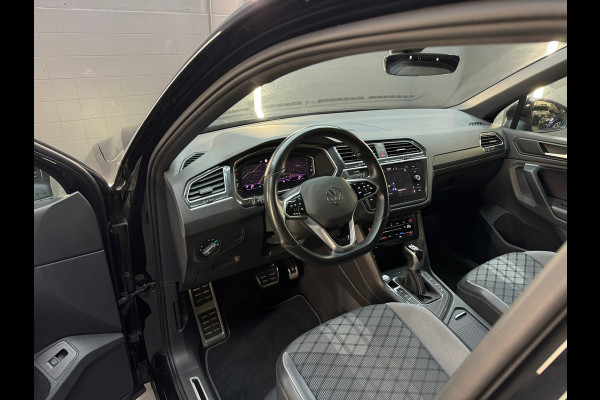 Volkswagen Tiguan 1.5 TSI R Line Pano|Keyless|Sfeer|360Camera