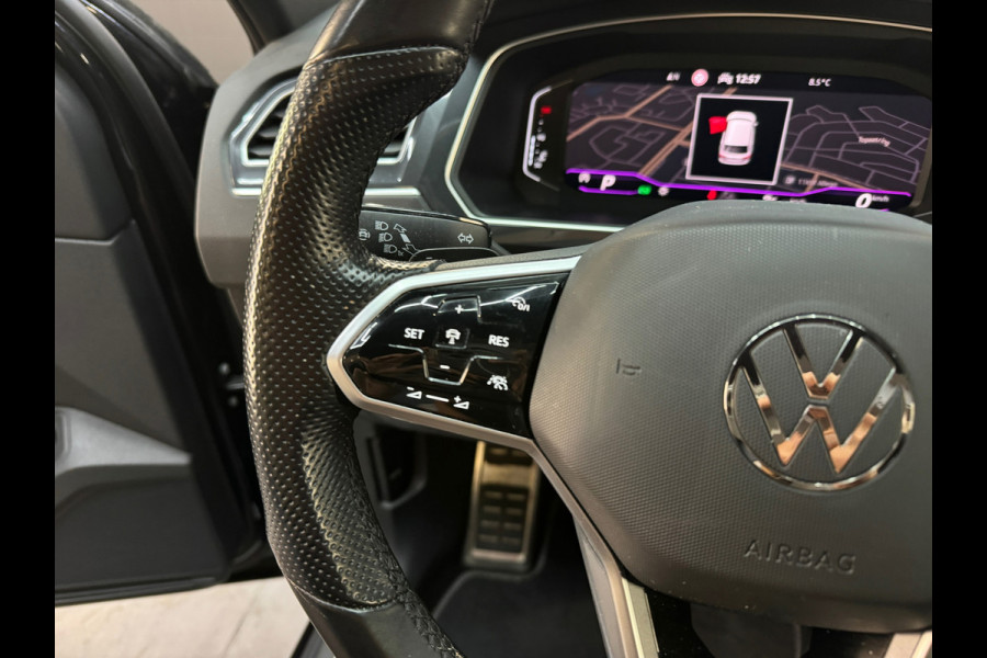 Volkswagen Tiguan 1.5 TSI R Line Pano|Keyless|Sfeer|360Camera