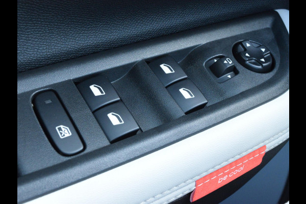 Citroën C3 1.2 Hybrid 110pk MAX | AUTOMAAT | WIT DAK | PARKEERSENSOREN MET CAMERA | CLIMATE CONTROL | NAVI | CARPLAY