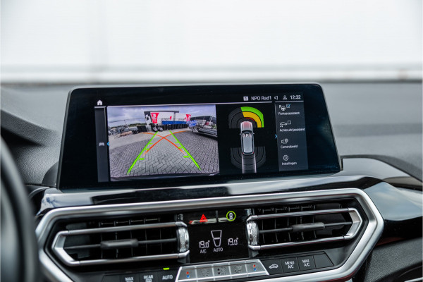 BMW X3 xDrive30e SOH 99% / LED / Camera / All-Season / Carplay /