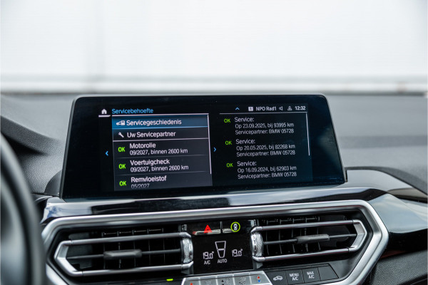 BMW X3 xDrive30e SOH 99% / LED / Camera / All-Season / Carplay /