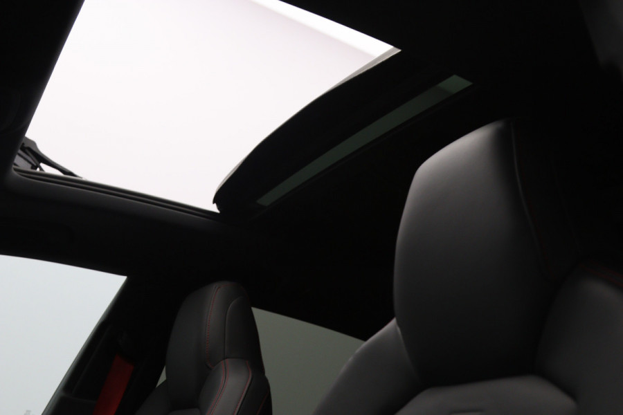 Audi Q8 60 TFSI e 490 PK Quattro S-Line Pro Line Competition PHEV, Panoramadak, Trekhaak, RS-Stoelen, Bang&Olufsen, Memory, Sfeerverlich